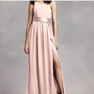 Vera Wang Formal Blush Gown